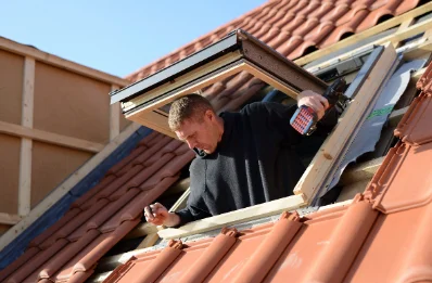 Pose de fenêtres de toit Velux à Alrance